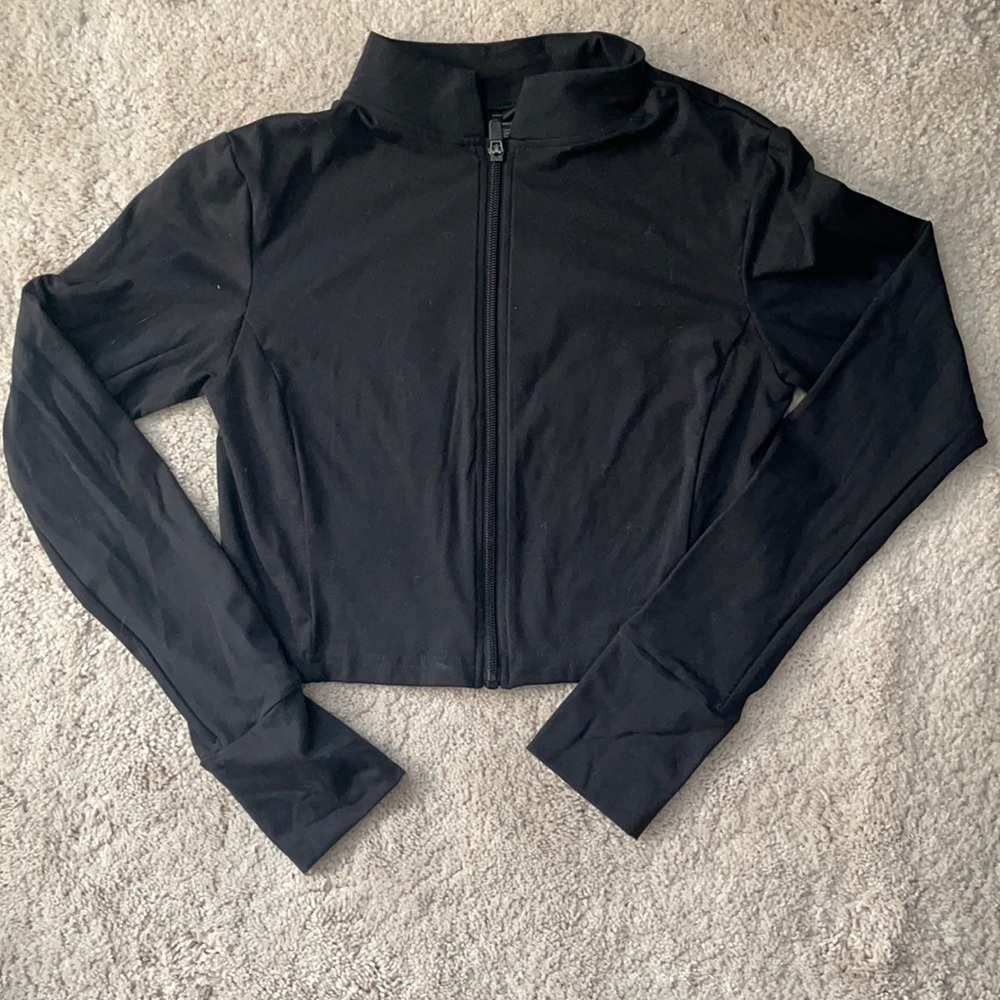 Balance Athletica black cropped zip